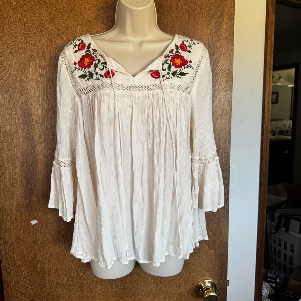 R1893 Embroidered White Blouse with Floral Design